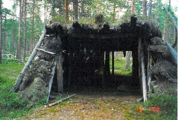 Vanha kolttakyl�, museoalue Kotaj�rvi 15.7.2000