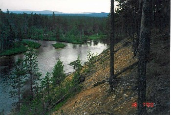 Suomun ja Muorravaarakkajoen yhtym�kohta 16.7.2000