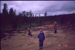 Kentt�saha Ahvenvaaran l�hell� 29.7.1999